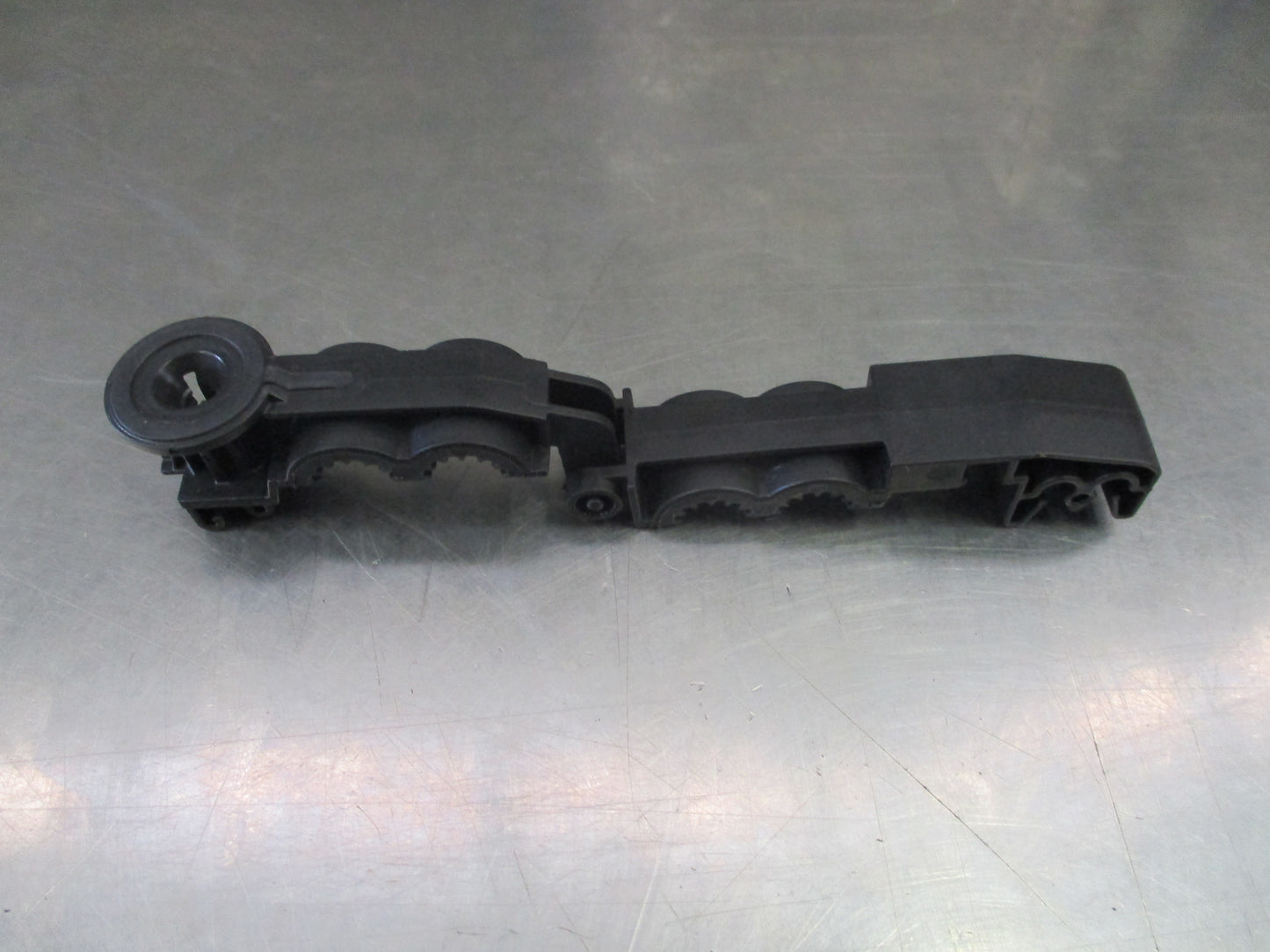 Holden Cruze Genuine Front Brake and Fuel Feed Line Clip New Part