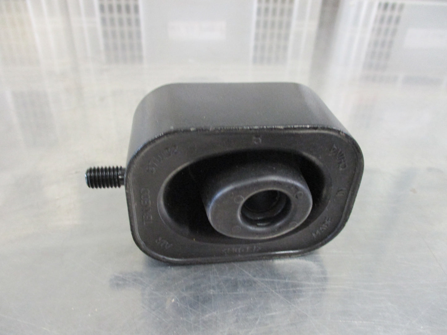 Holden Cruze Genuine Exhaust Hanger New Part
