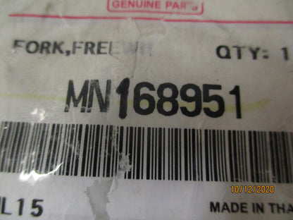 Mitsubishi Triton/Pajero Genuine Free Wheel Clutch Shift Fork New Part