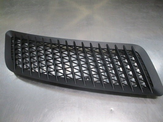 Mercedes-Benz Sprinter 906 Right Hand Front Bonnet Grille New Part