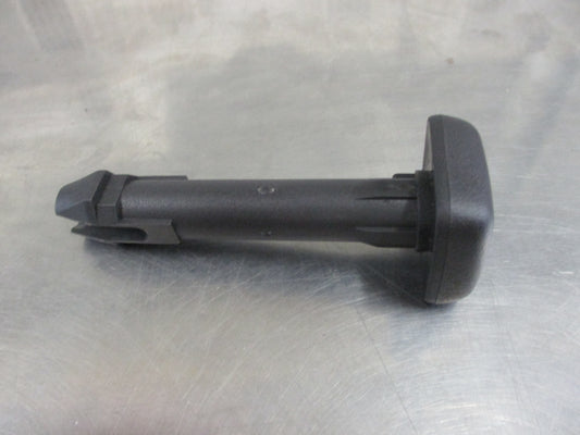 Isuzu D-max/MU-X Genuine Second Row Seat Head Rest Lock New Part