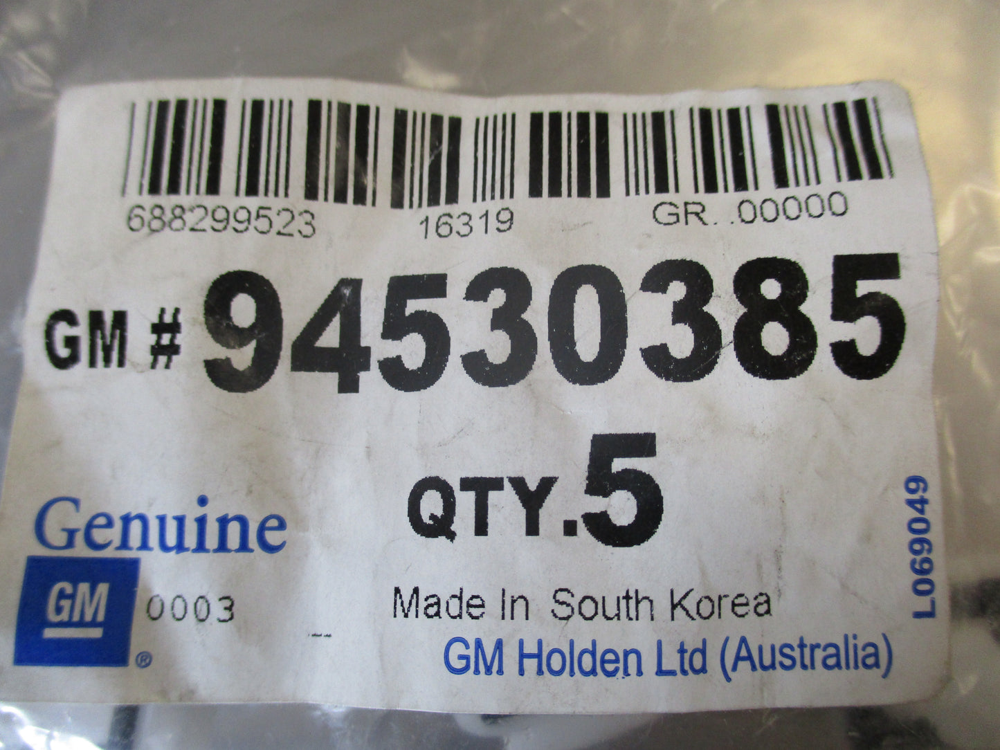 Holden Captiva Sport Genuine Moulding Clip New Part