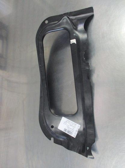 Volkswagen Caddy Genuine Right Hand Rear Outer Side Extension Panel New Part