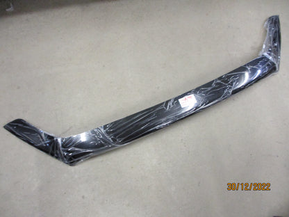 Isuzu D-Max Genuine Tinted Bonnet Protector Kit Instructions New Part