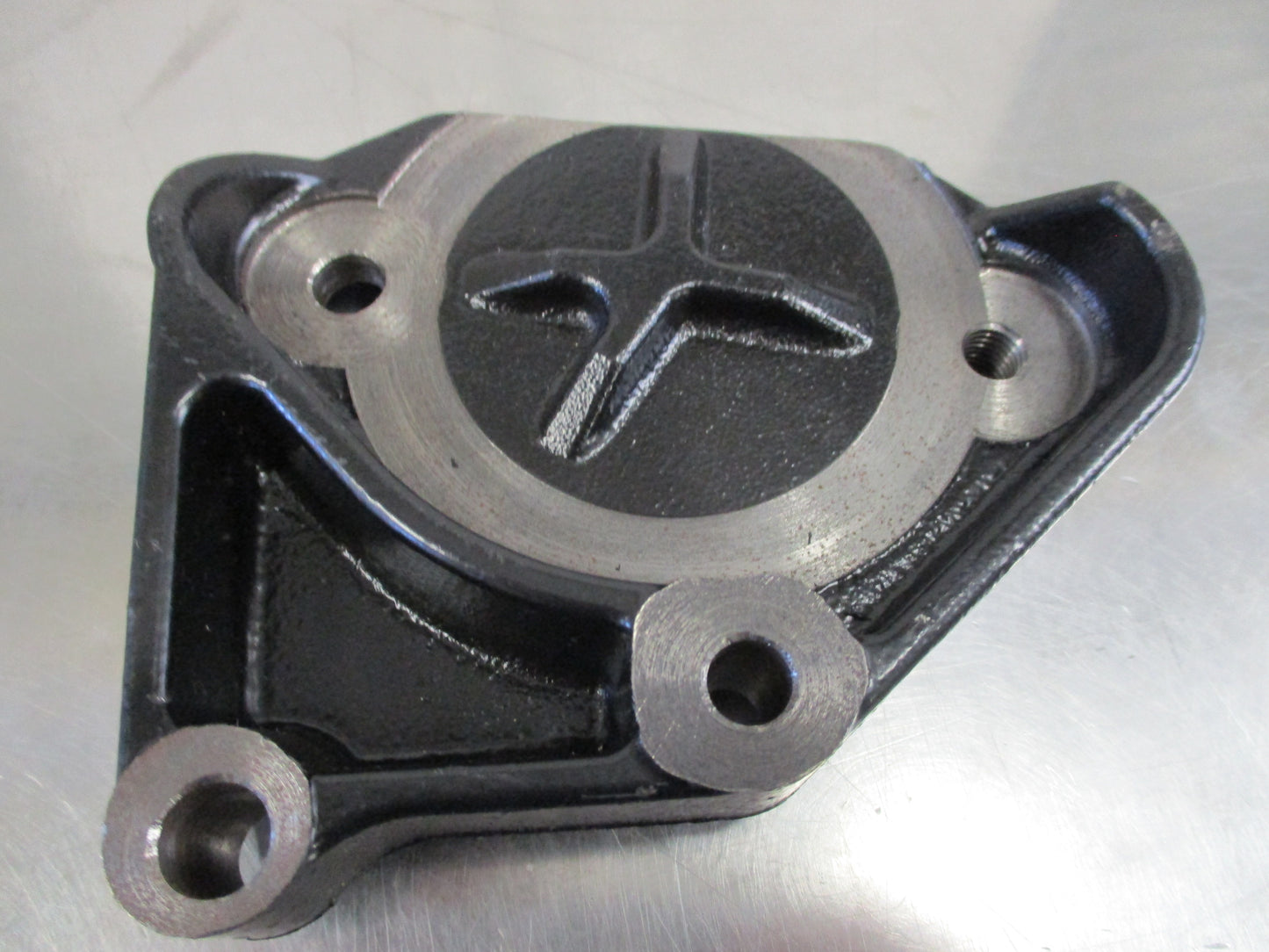 Holden VT-VX-VY-V6 Commodore Genuine Power Steering Pump Bracket New Part