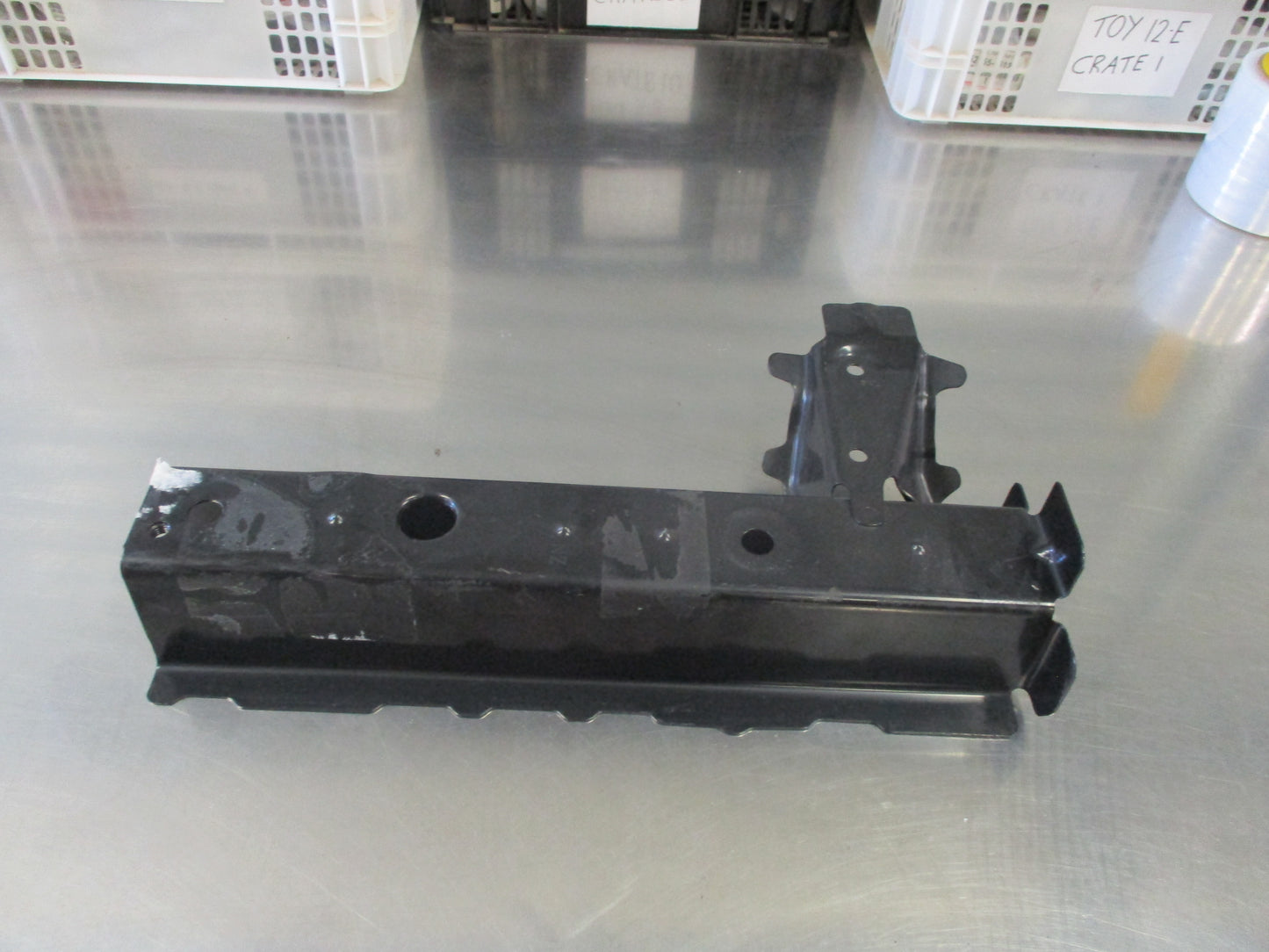Honda CR-V Genuine Left Hand Rear Floor Rail End New Part