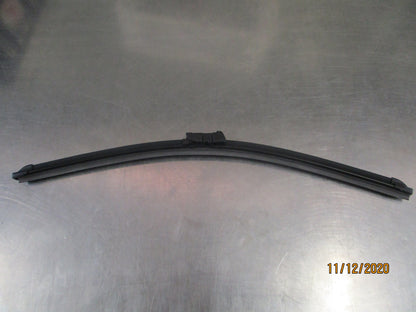 Volkswagen Caddy/EOS/Golf Genuine 24 Inch Wiper Blade New Part