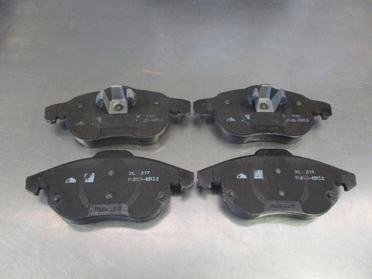 Holden ZC Vectra V6 Genuine front Brake Pads New Part