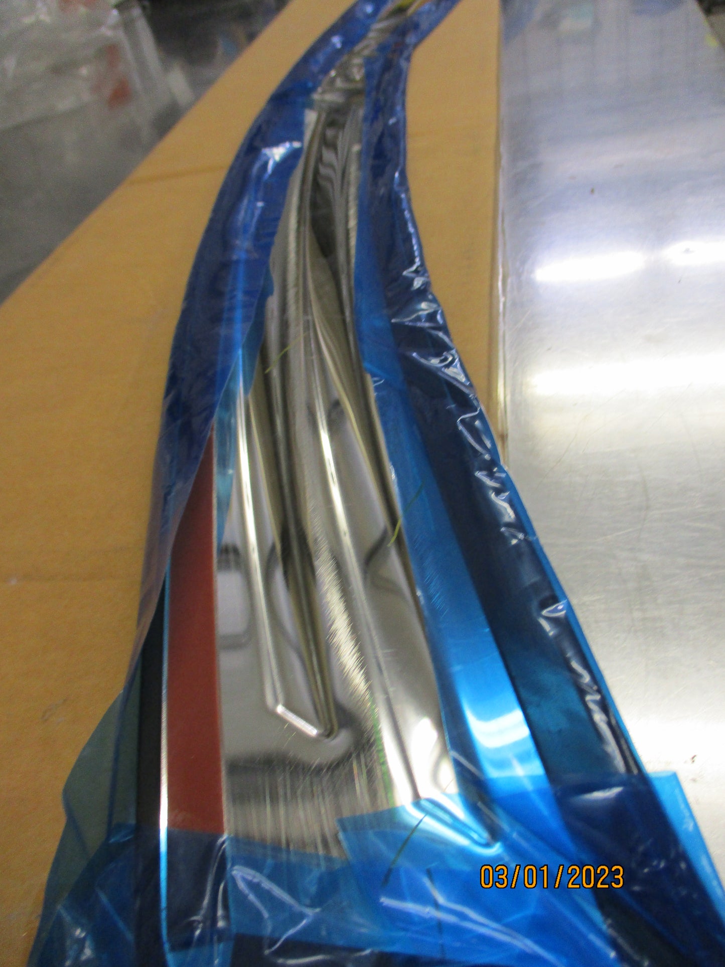 Isuzu MU-X Genuine Rear Bumper Scuff Plate New Part
