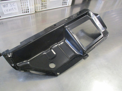 Mitsubishi Pajero Genuine Left Tail Light Pocket New Part