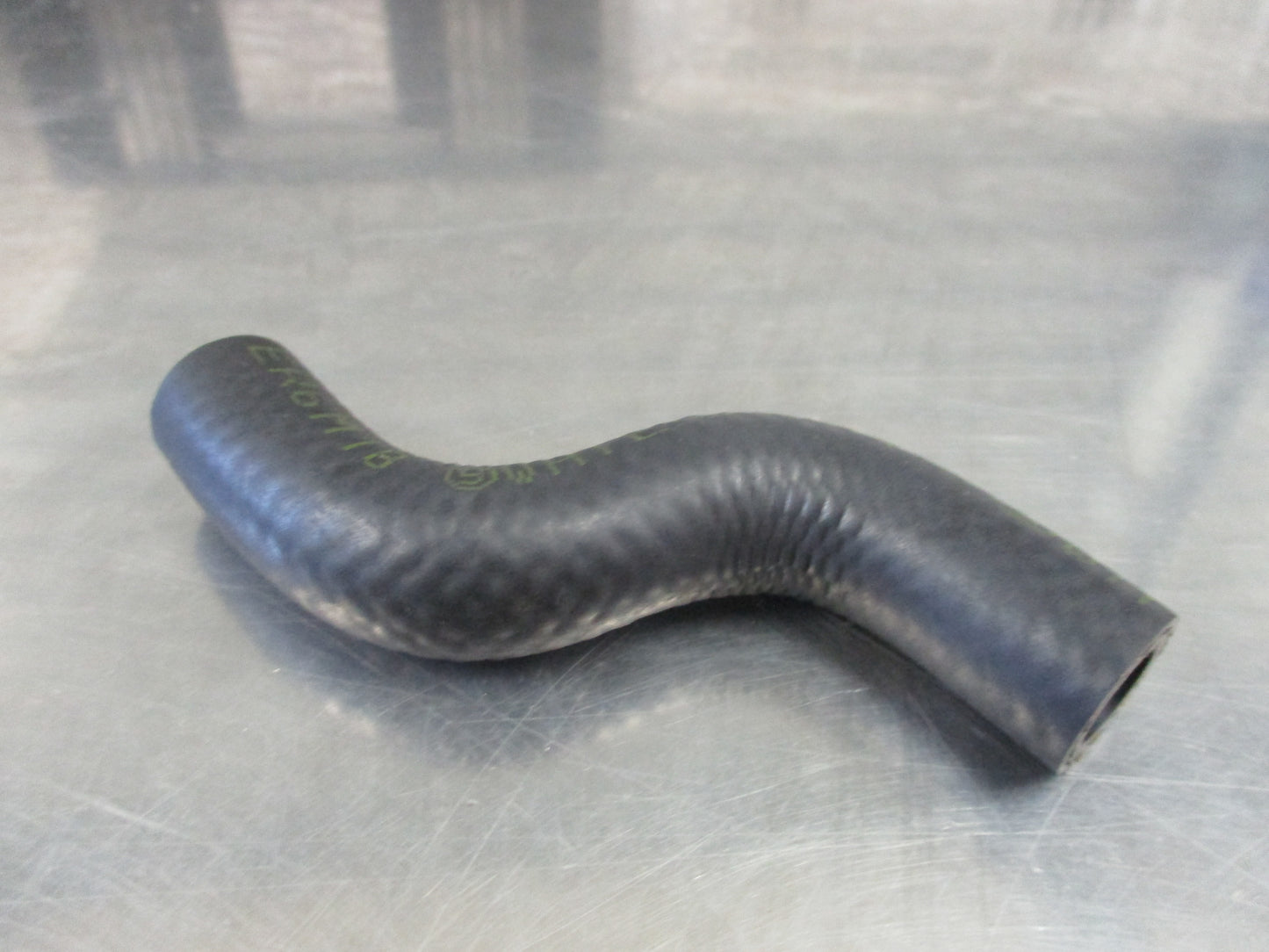 Holden Jackaroo Genuine Oil Cooler Water Hose New Part