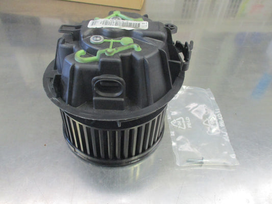 Peugeot 1007/Citroen C3/C2 Genuine Heater Fan Blower Motor Assembly New Part