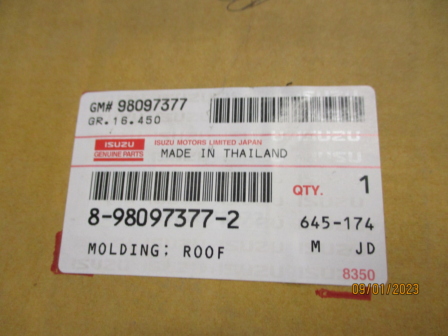 Isuzu D-Max Genuine Right Hand Roof Molding Dual Cab New Part
