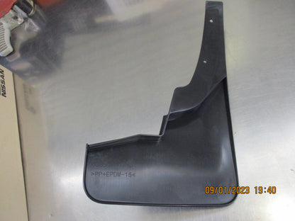 Nissan Navara NP300 D23 Genuine Left Hand Front Mud Guard New Part
