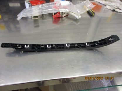 Nissan X-Trail T32 Genuine Right Hand Rear Bumper Bracket New Part