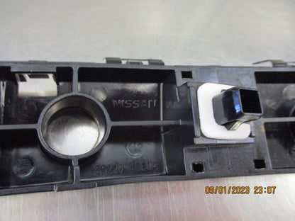 Nissan X-Trail T32 Genuine Right Hand Rear Bumper Bracket New Part