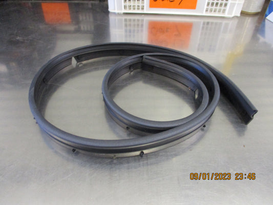 Nissan NP300 D23 Navara Genuine Front Bonnet Seal New Part