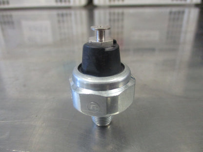 Toyota Hilux/Landcruiser/Corona/Corolla Genuine Oil Pressure Switch Assy New Part