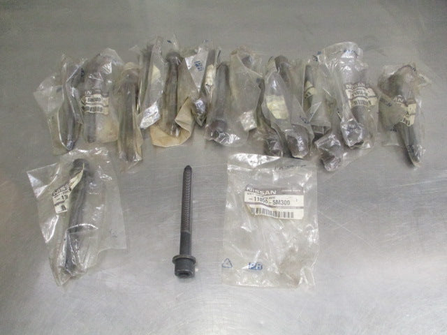 Nissan Navara-NP300-Pathfinder Genuine Cylinder Head Bolt Kit x 18 New Part