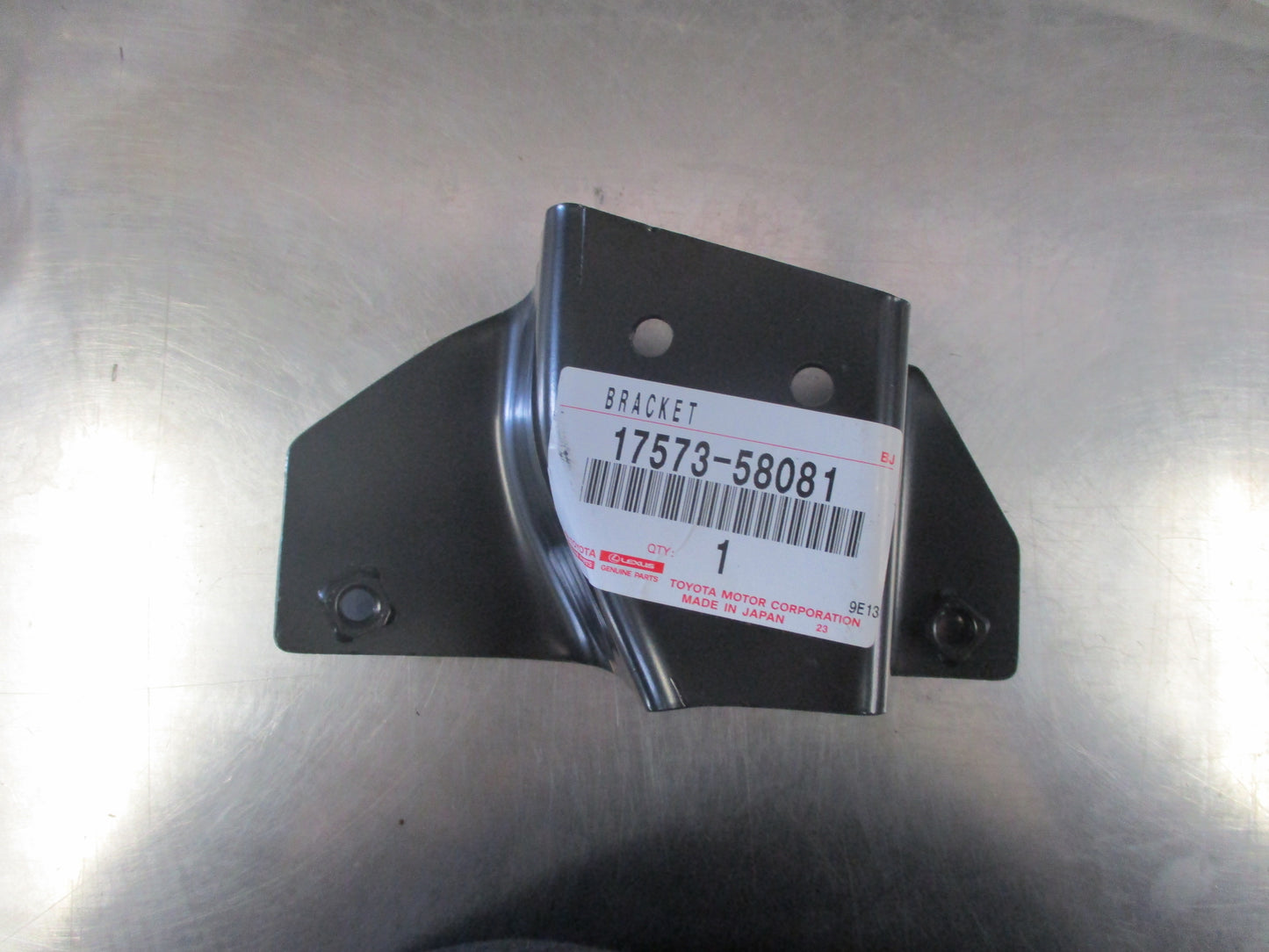 Toyota Land Cruiser Lower Exhaust Bracket New Part