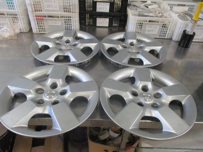 Nissan Xtrail T31 Genuine Hub Cap Set 4 Used Part VGC