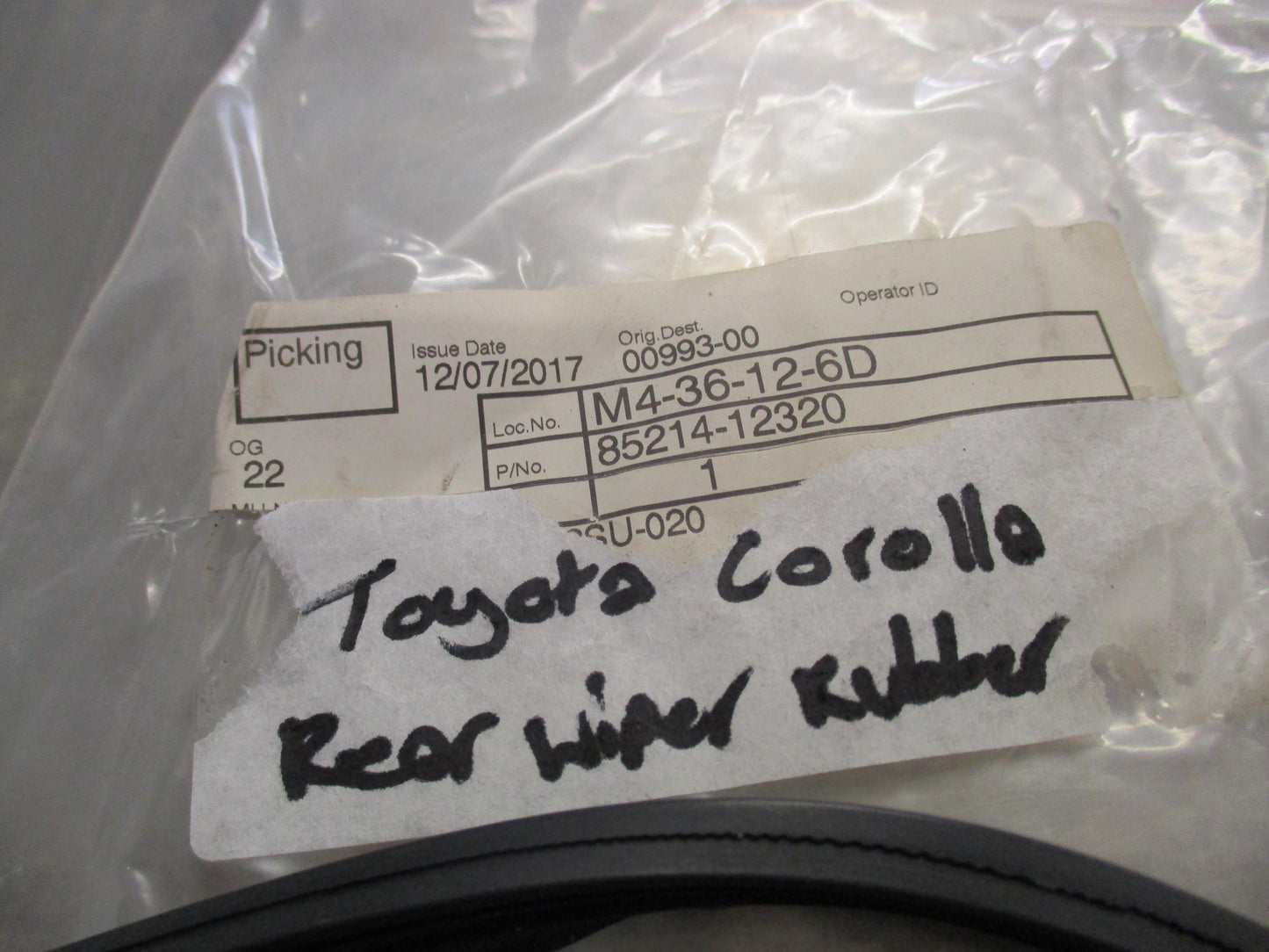 Toyota Corolla Genuine Rubber Rear Wiper New Part