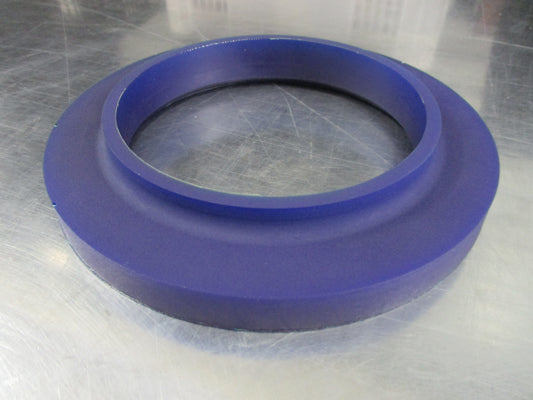 SuperPro  Front Coil Spring Spacer Bush Kit Suits Nissan GQ-GU Patrol-Ford Maverick New Part