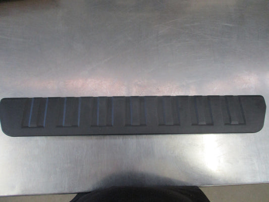 Holden Colorado Genuine Step Pad New Part