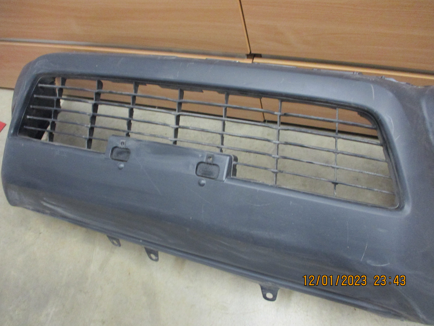 Toyota Hilux SR/Workmate Genuine Front Bumper Bar New Part