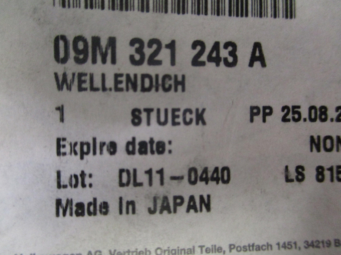 Volkswagen CC/Tiguan Genuine Automatic Transmission Output Shaft Seal New Part