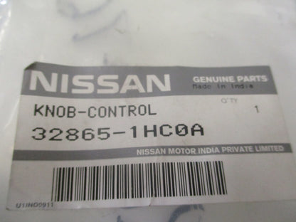 Nissan Versa Genuine 5 Speed Shift Nob New Part