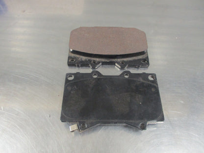 Set of 2 Front Brake Pads Suits Toyota Landcruiser 70/100 Series New Part