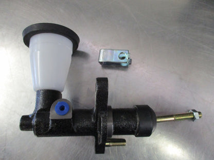 Protex Clutch Master Cylinder Assembly Suits Toyota Landcruiser FJ62R-HJ60R-HJ61R New Part