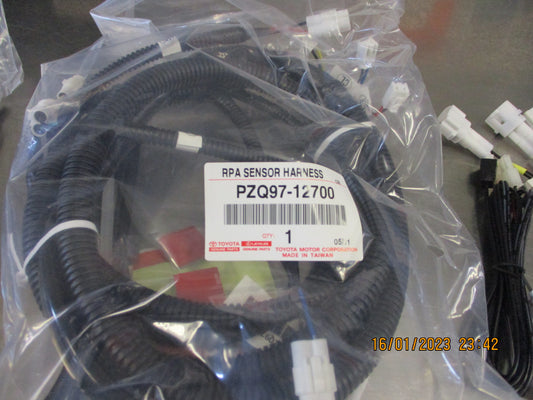Toyota Corolla Sedan Genuine Rear Parking Assist 4 Head Kit New Part