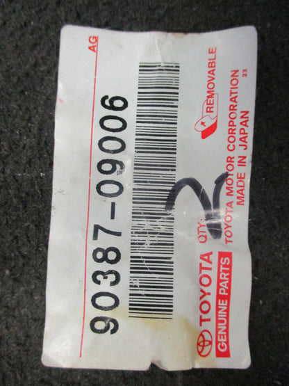 Toyota 60 Series Landcruiser Genuine Front Sway Bar Bush New Part