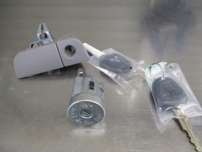 Mitsubishi Triton Genuine Lock and Key Barrel Set New Part