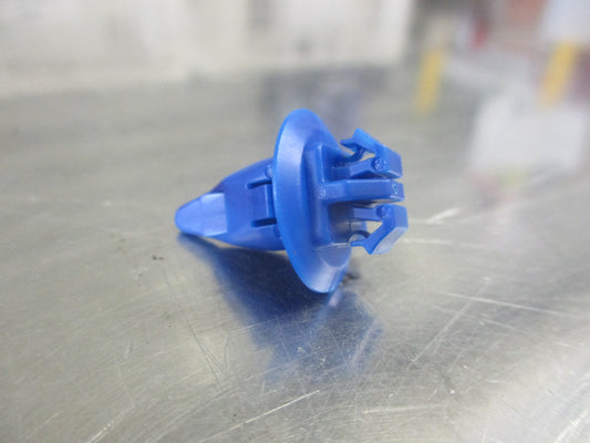 Toyota Hilux/4Runner/Fortuner Genuine Blue Flare Clip New Part