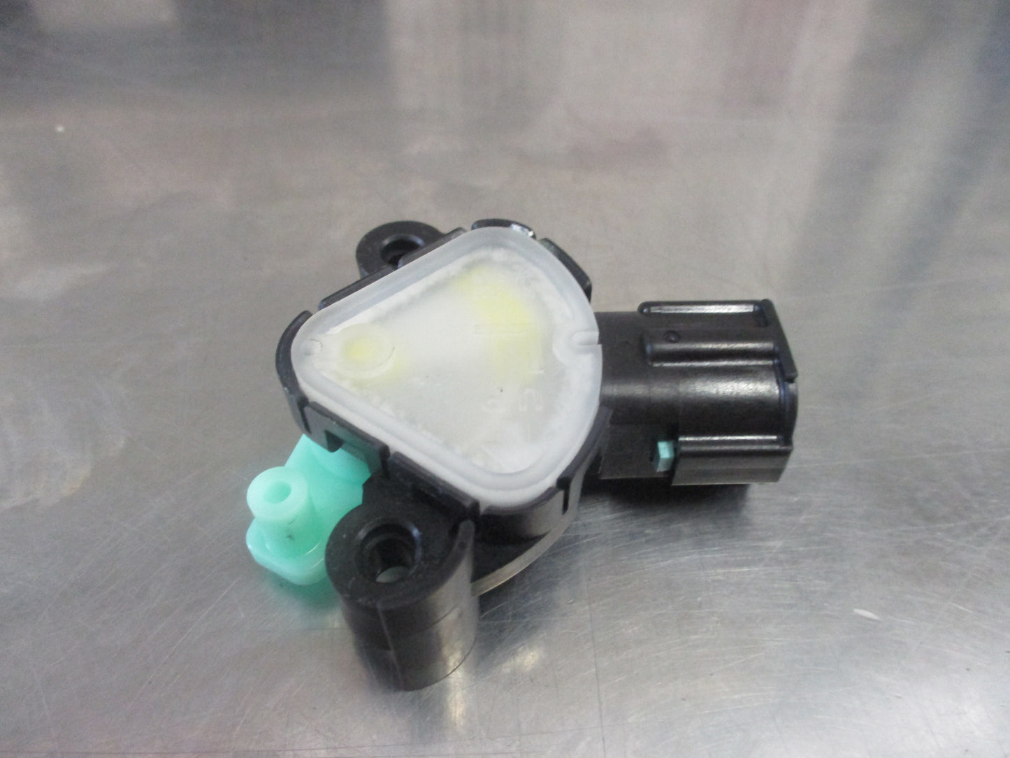 Nissan GTR Genuine Right Hand Front Automatic Door Lock Actuator Switch New Part