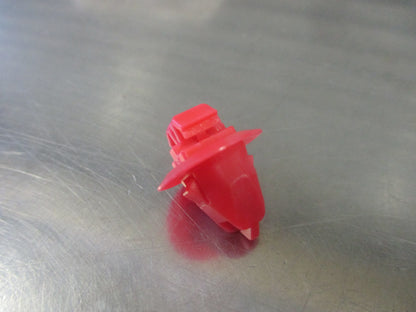 Toyota Hilux/Fortuner/4Runner/Corolla Genuine Outer Number 1 Flare Clip New Part
