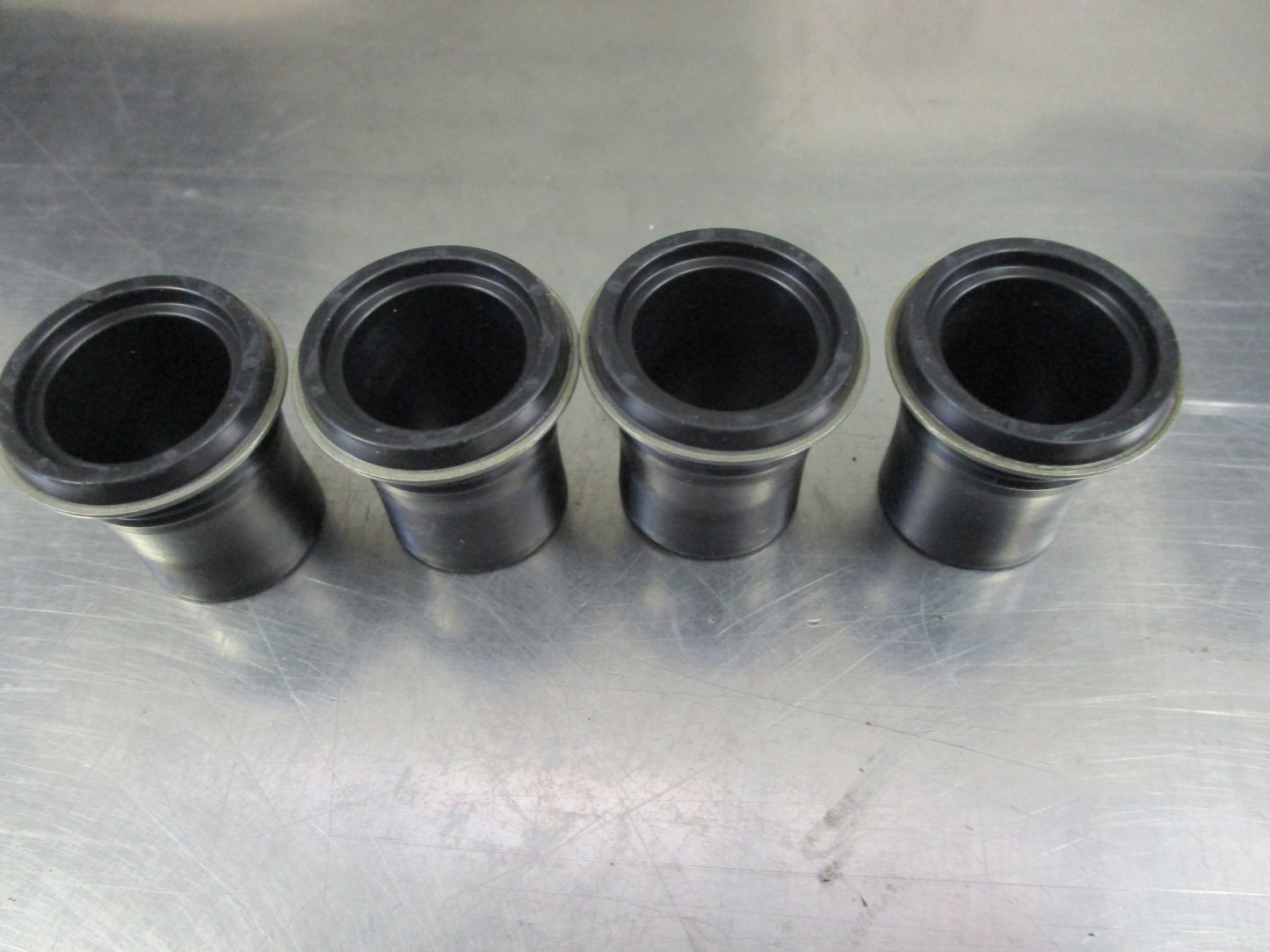 Australian Engine Set 4 Fuel Injector Nozzle Holder Suits Toyota 1KD And 2KD  New Part