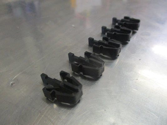 Mazda 323/626/929/Protege Genuine Grille Retainer Clip Set of 5 New Part