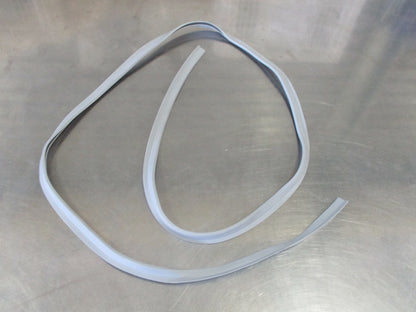 Isuzu D-max/RC Colorado/Rodeo Genuine Rear Flare Seal New Part