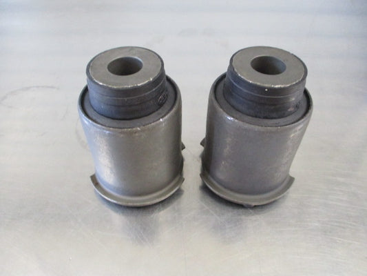 Land Rover Discovery 3/4 Genuine Front Lower Control Bush Pair New part