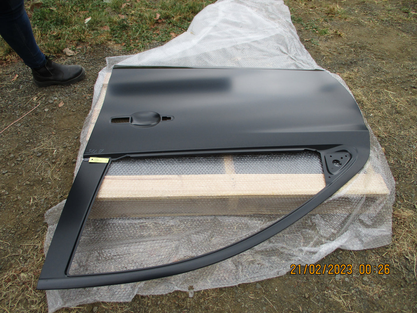 Mitsubishi MQ Triton Genuine Left Hand Front Door Skin Panel New Part