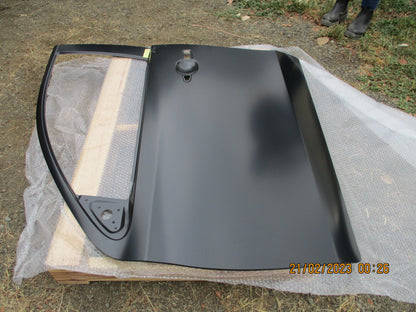 Mitsubishi MQ Triton Genuine Left Hand Front Door Skin Panel New Part