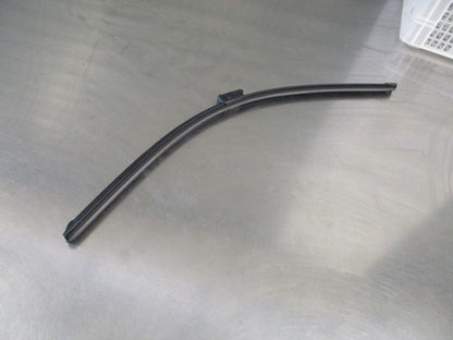 Holden Astra J Genuine 625mm Left Hand Wiper New Part