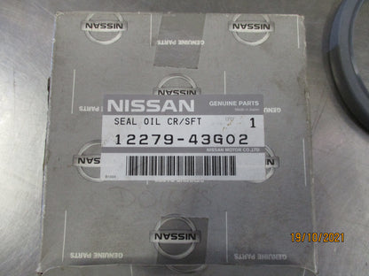 Nissan Patrol GQ Y60 TB42-TD42 Genuine Rear Main Crank Shaft Seal New Part