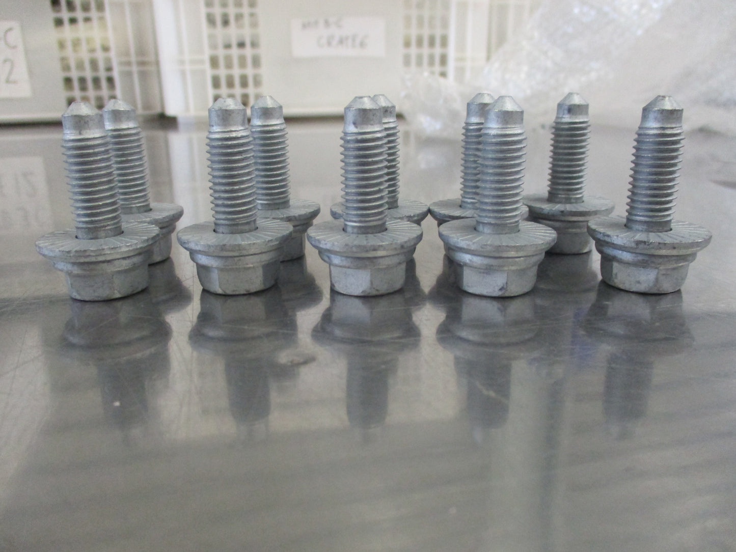 Volkswagen genuine Drive Shaft Centre Support Bolts 10 Pack. New Parts