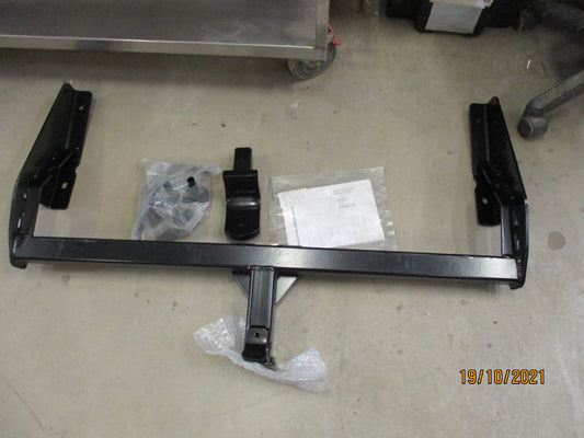 Suzuki SX4 Genuine Tow Bar Kit New Part
