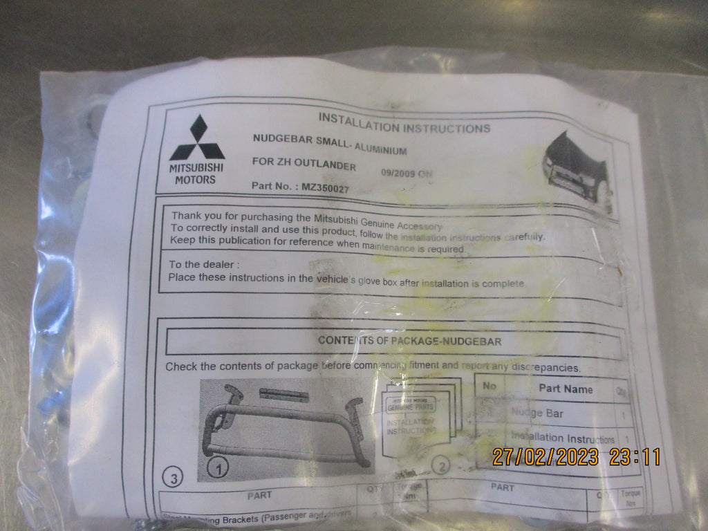 Mitsubishi ZG Outlander Genuine Alloy Nudge Bar Kit New Part Half